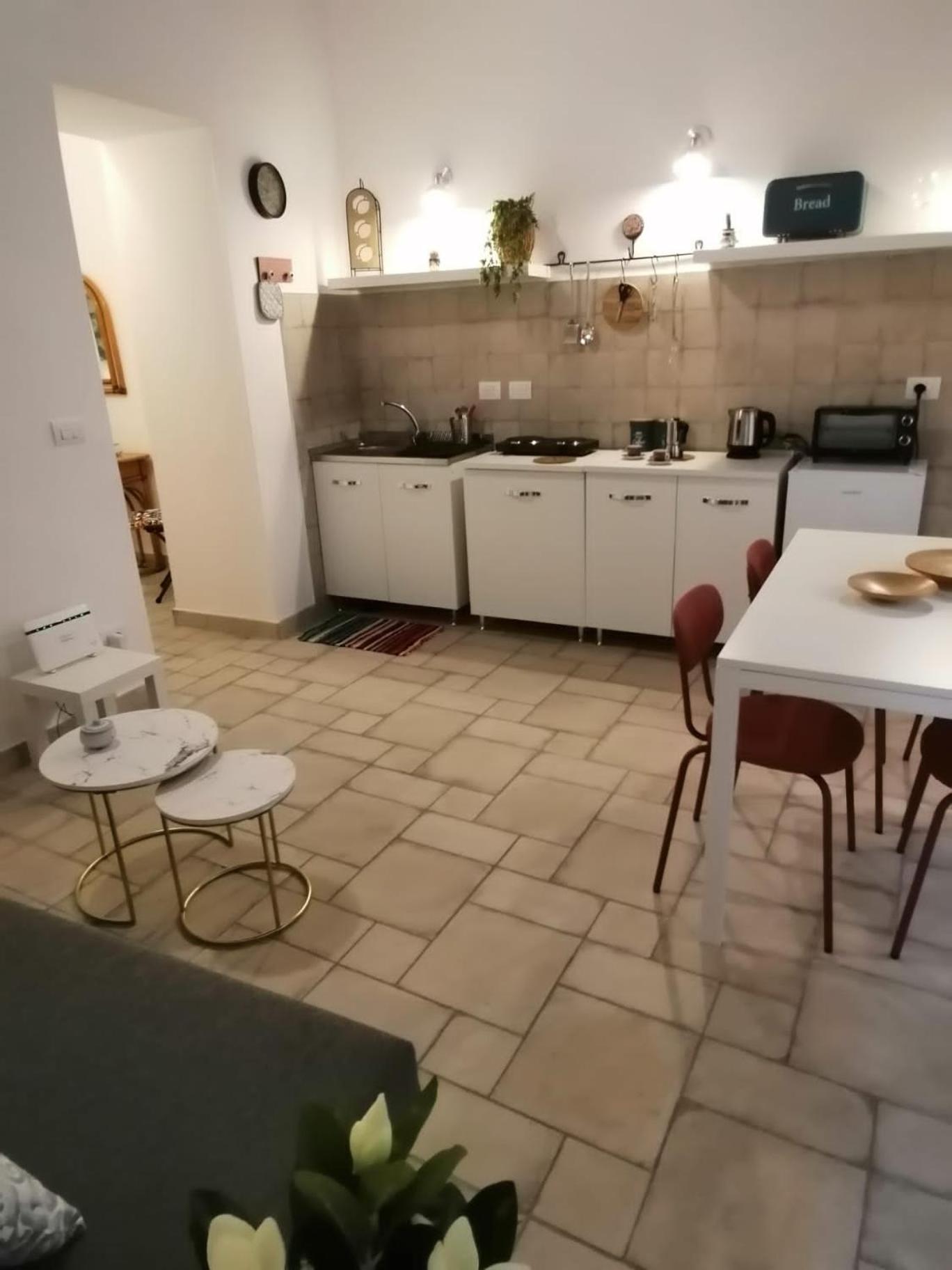 Ferienwohnung Il Vicoletto Sul Castello Neapel Exterior foto
