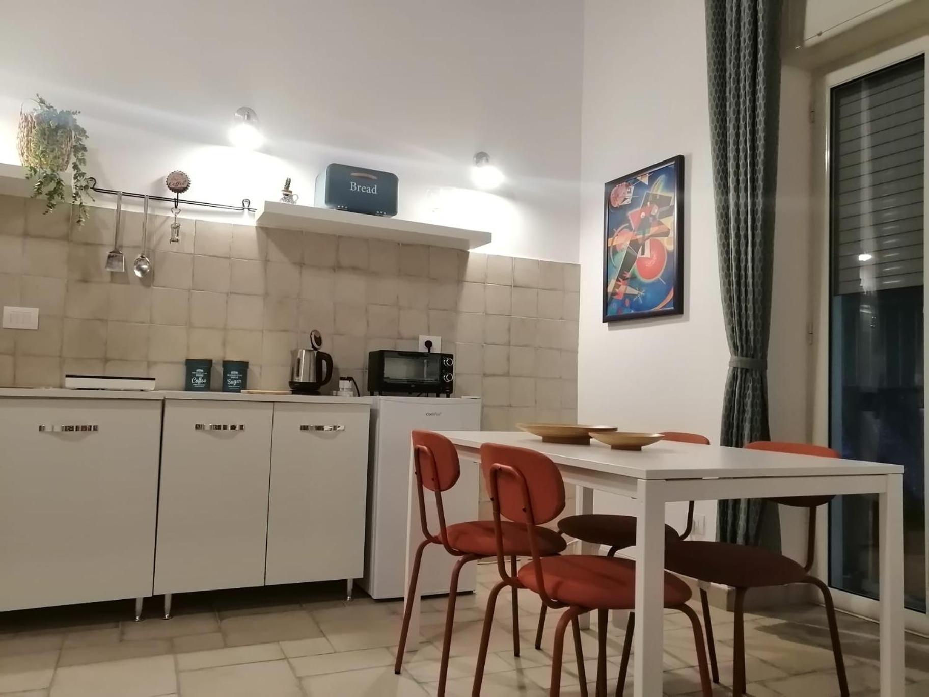 Ferienwohnung Il Vicoletto Sul Castello Neapel Exterior foto