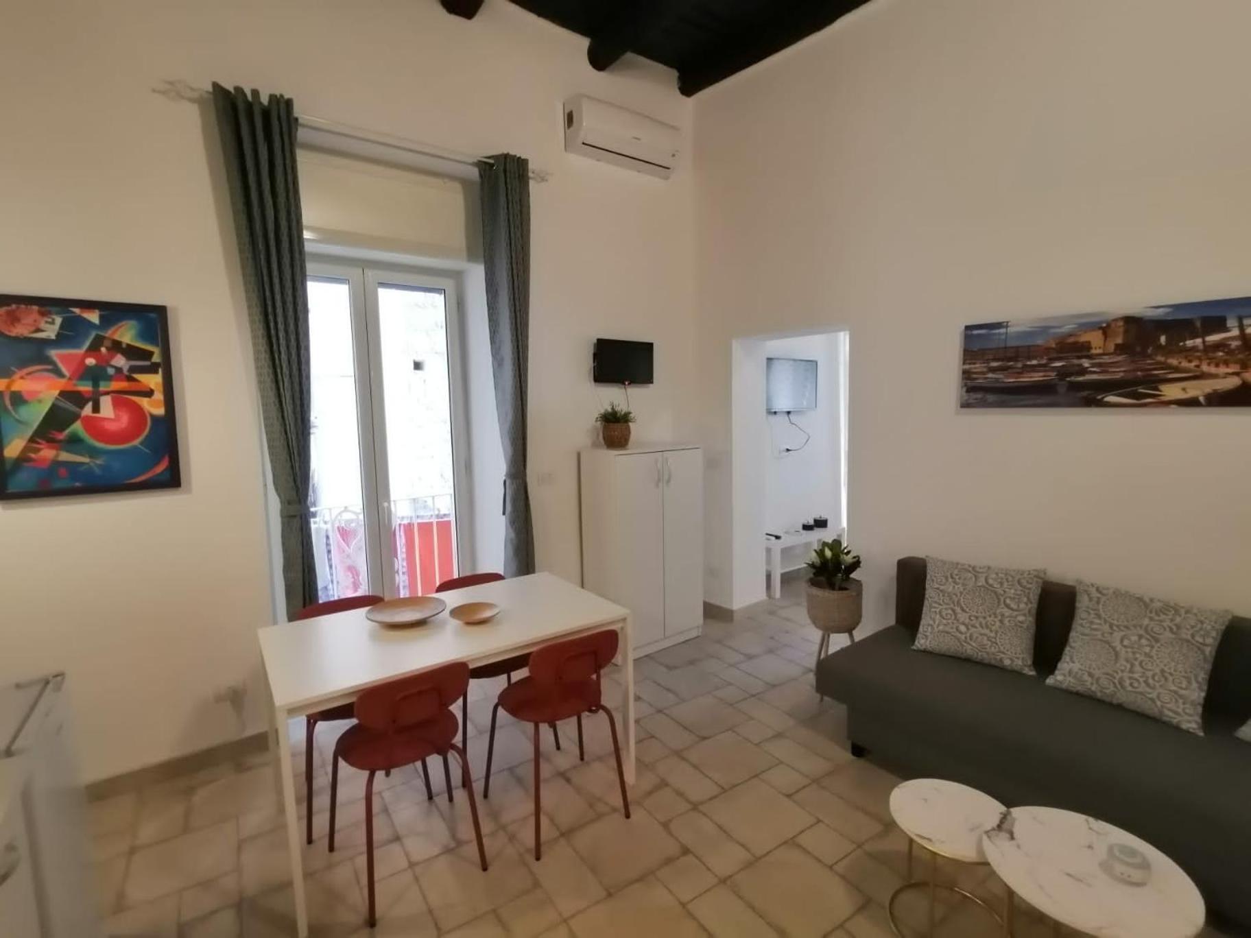 Ferienwohnung Il Vicoletto Sul Castello Neapel Exterior foto