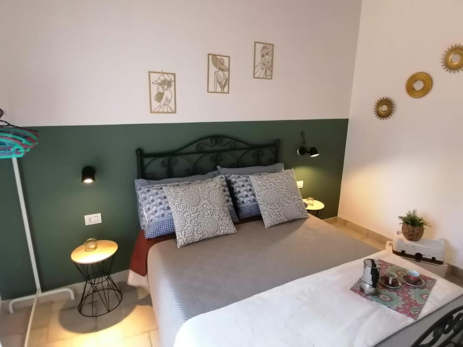 Ferienwohnung Il Vicoletto Sul Castello Neapel Exterior foto