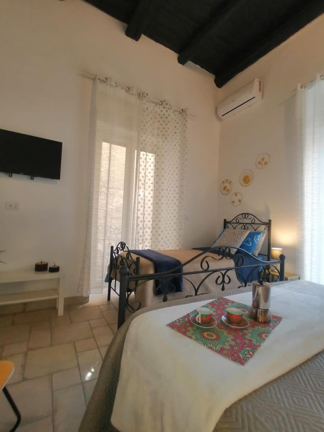 Ferienwohnung Il Vicoletto Sul Castello Neapel Exterior foto