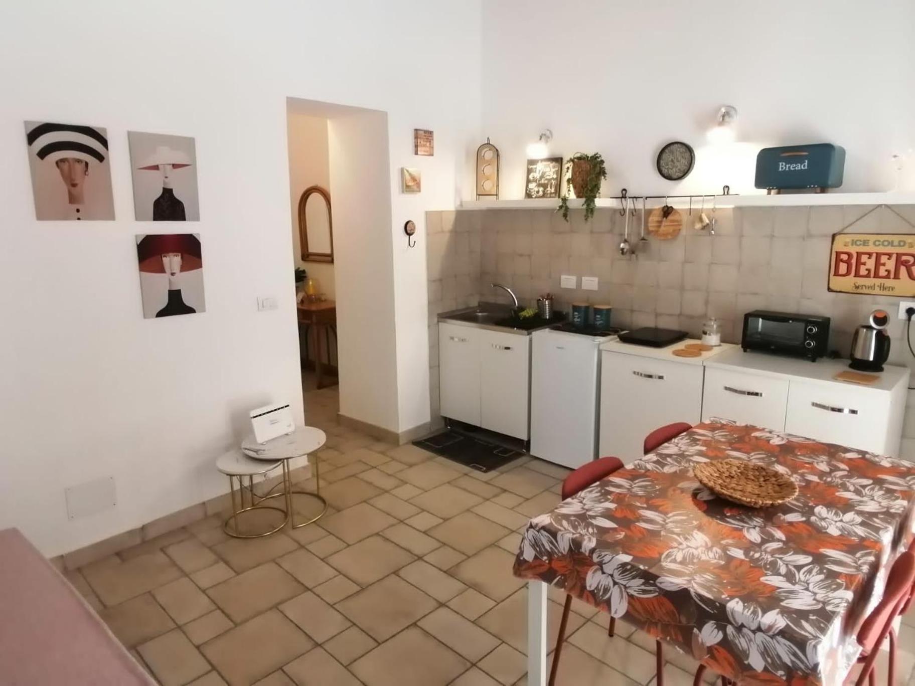 Ferienwohnung Il Vicoletto Sul Castello Neapel Exterior foto